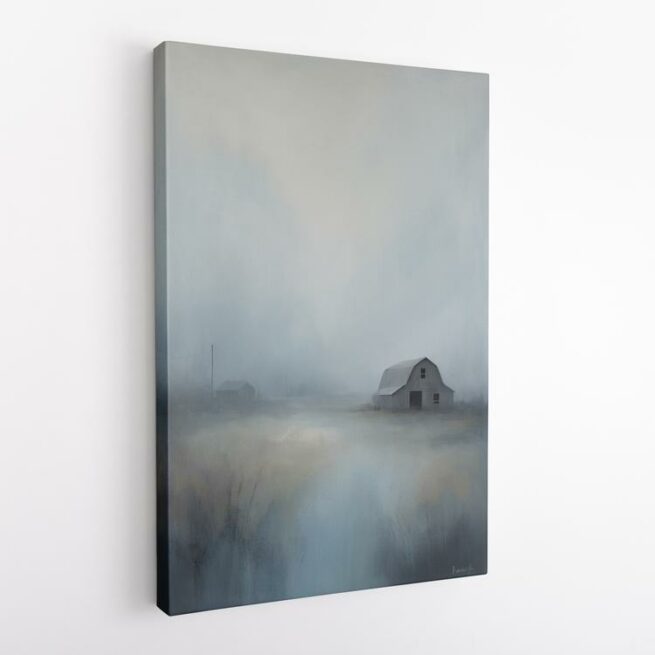 Μοναχική φάρμα σε θολό τοπίο